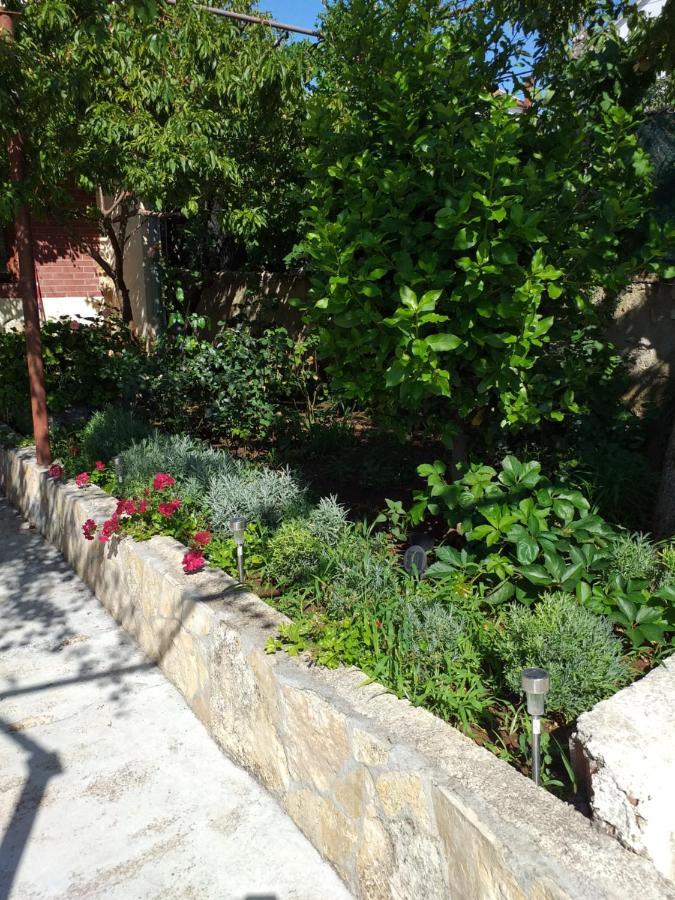 Apartments Jelicic Biograd Na Moru Luaran gambar