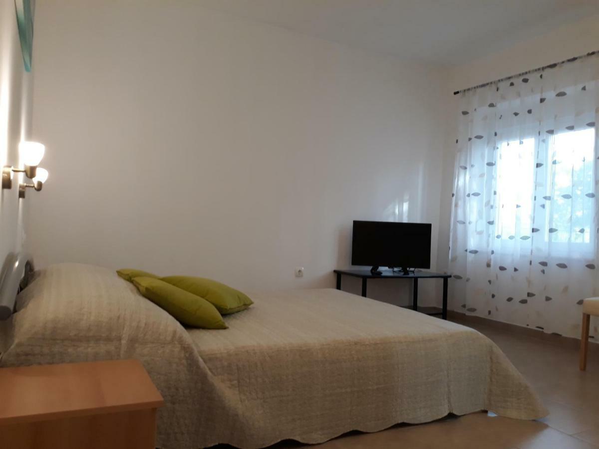 Apartments Jelicic Biograd Na Moru Luaran gambar